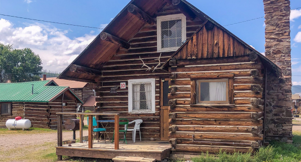 Creede_Cabin10_01