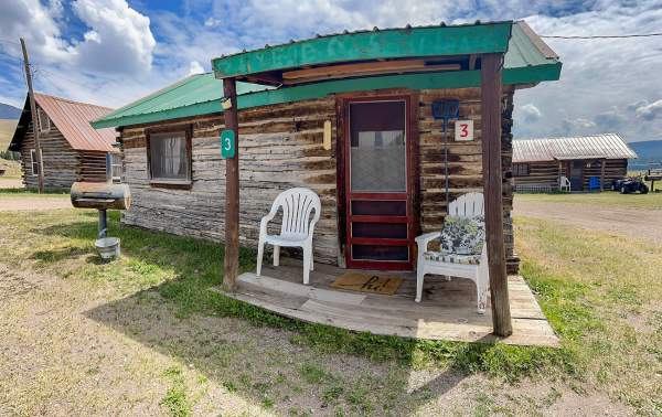 Creede-cabin3_02